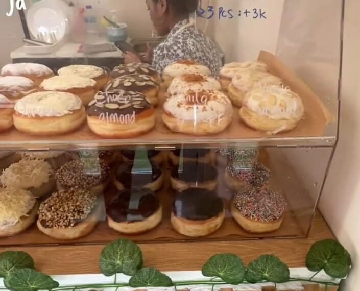 PASANGAN MUDA NISA & DWIKI HADIRKAN DONAT KENTANG PREMIUM DI SENTUL CITY