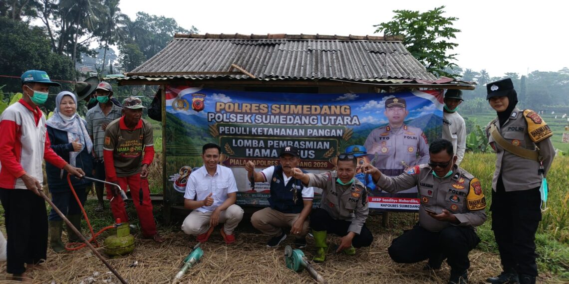 HUT Bhayangkara Ke-80 Polsek Sumedang Utara Gandeng Kelompok Tani Minaraharja Gelar Lomba Basmi Hama Tikus di Kebonjati