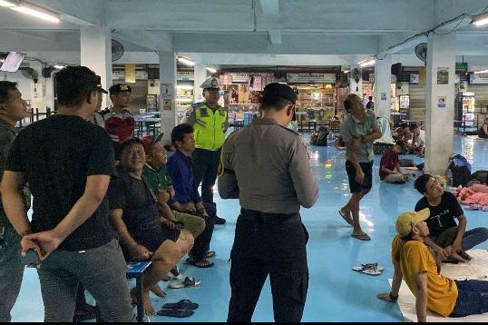 Polres Priok Perkuat Sinergi dengan Masyarakat Melalui Nobar Jaga Jakarta On The Spot Piala Dunia 2026