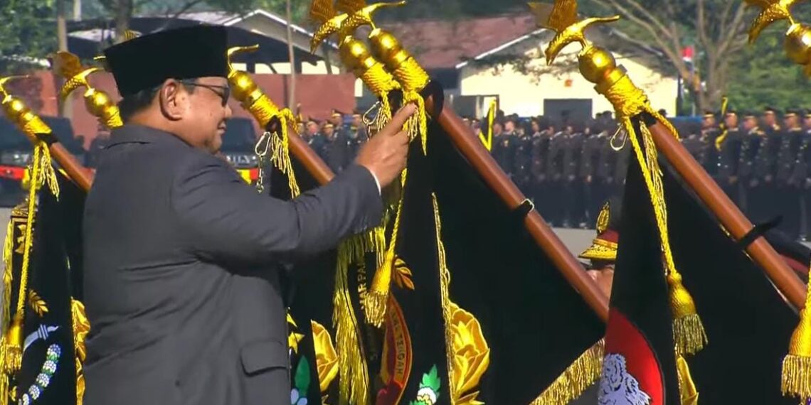 HUT ke-80 Bhayangkara, Polda Banten Raih Tanda Kehormatan Samkarya Nugraha Sakanti dari Presiden RI